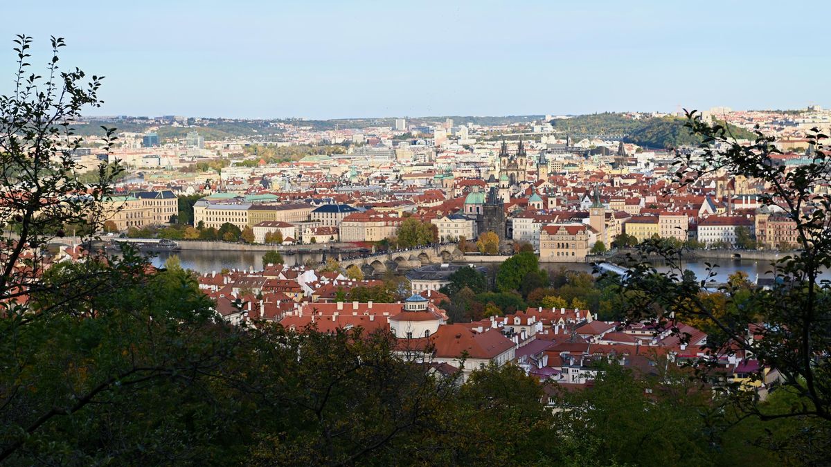 Praha může mít více obyvatel, ale není to „Šanghaj“. Město má nový plán